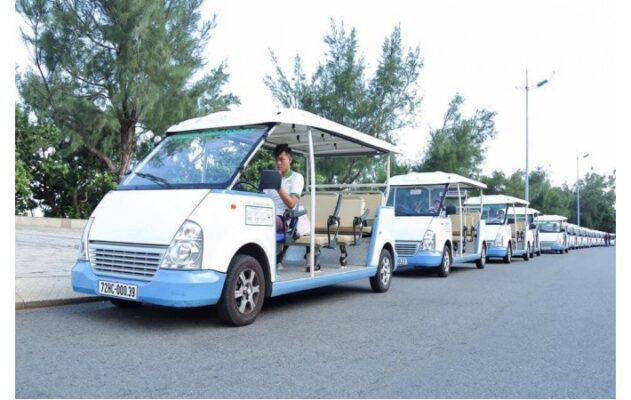 Mua Vé Xe Điện: Trải Nghiệm Sự Tiện Lợi Khi Tham Quan Khu Safari World Phú Quốc