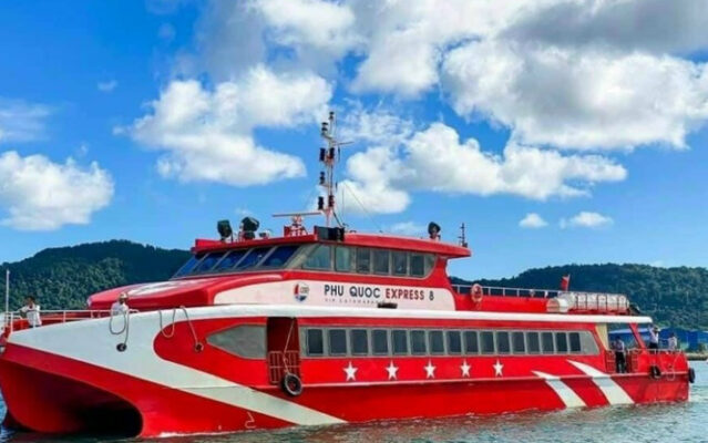 DU LỊCH CÔN ĐẢO LỄ 30/4 BẰNG TÀU CAO TỐC